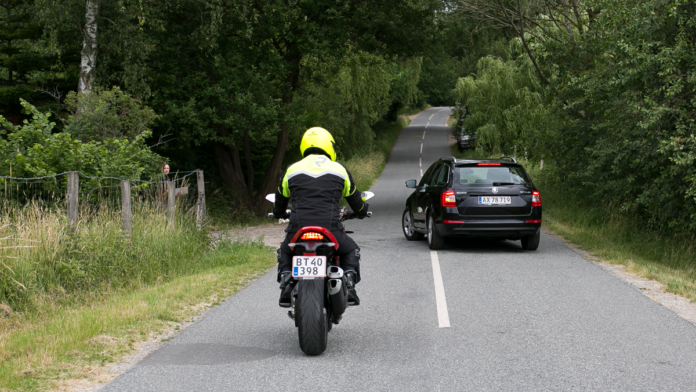 transport motorcykel ulykke