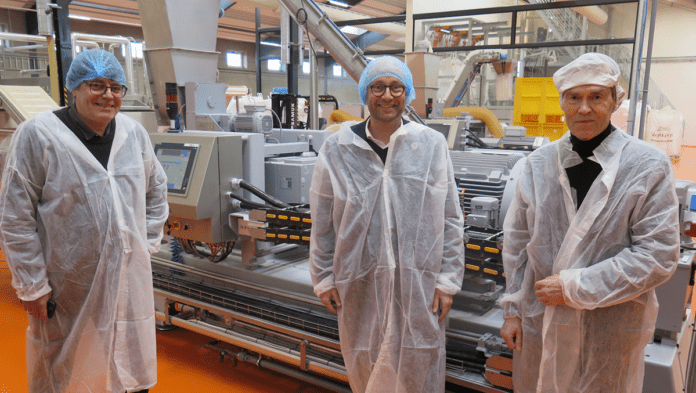 food Søren Rasmus og Ulrich ved extruder