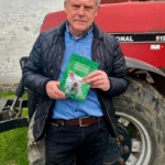 Kjeld Hansen med bog