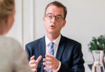 Esben Lunde så passivt til, mens landmænd svindlede for millioner