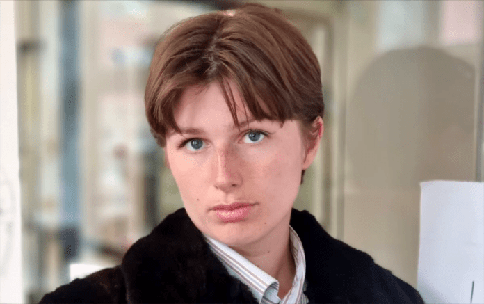 Esther Kjeldahl 220612