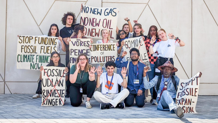 klima Danske og tyske klimaaktivister i samlet demo mod fossile investeringer dgu
